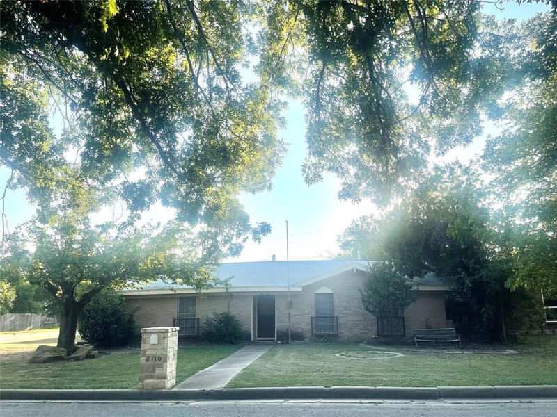 2110 SE 25th Avenue, Mineral Wells TX 76067