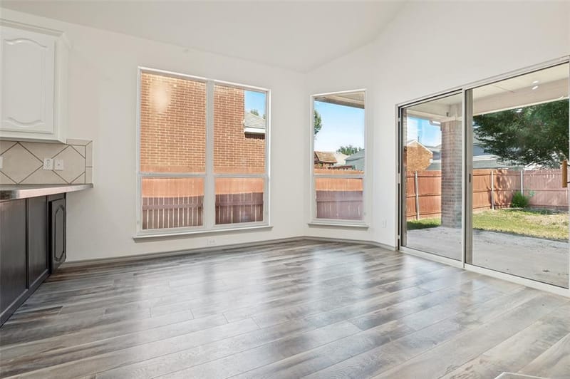 3255 Serpis, Grand Prairie TX 75054 - Photo 7