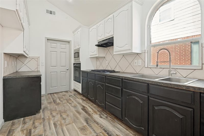 3255 Serpis, Grand Prairie TX 75054 - Photo 11