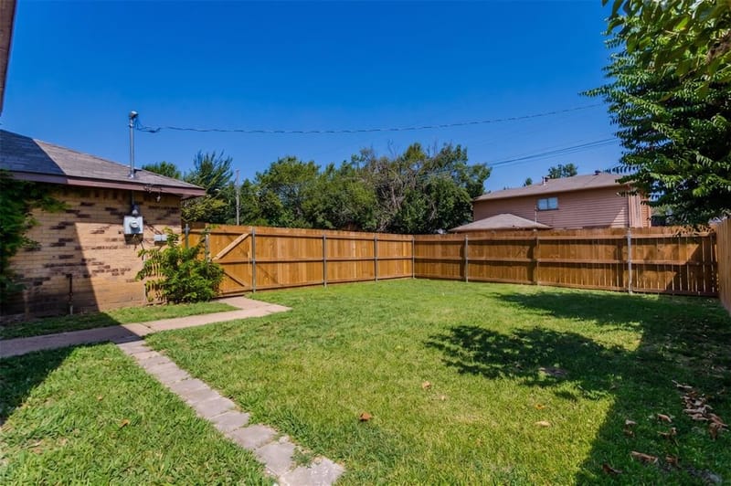 11805 S Eloise, Balch Springs TX 75180 - Photo 23