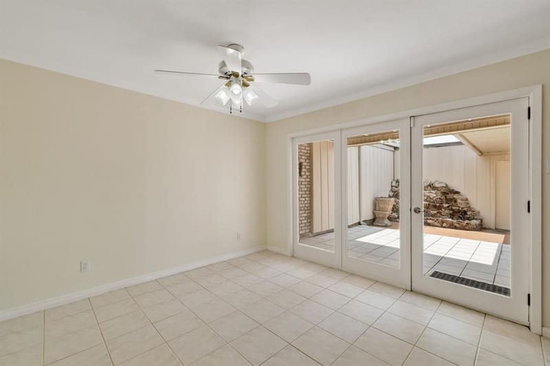 3020 Stonehenge Lane, Carrollton TX 75006 - Photo 12