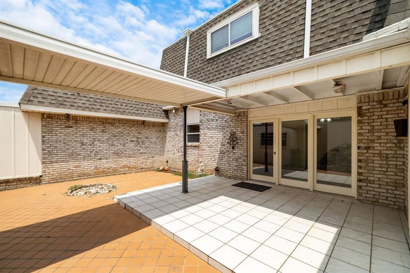 3020 Stonehenge Lane, Carrollton TX 75006 - Photo 29