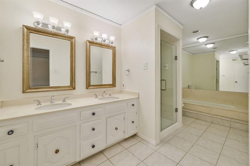 3020 Stonehenge Lane, Carrollton TX 75006 - Photo 25