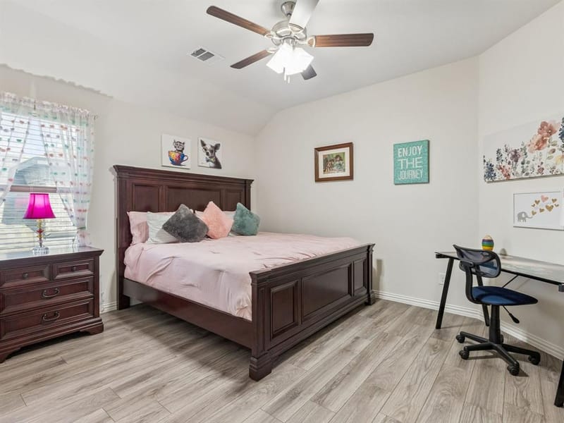 985 E Villas Court, Lewisville TX 75067 - Photo 18