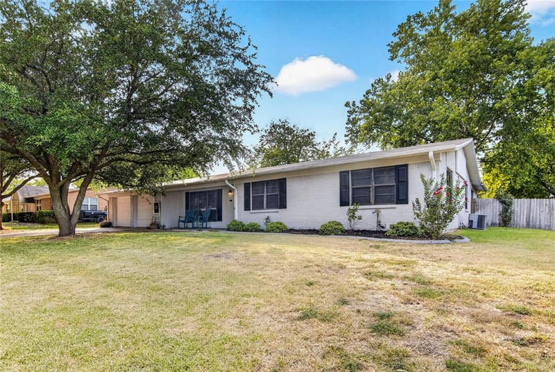807 W Elizabeth Drive, Robinson TX 76706 - Photo 6
