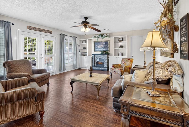 807 W Elizabeth Drive, Robinson TX 76706 - Photo 13