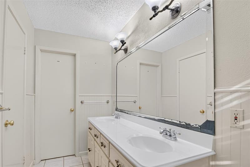 807 W Elizabeth Drive, Robinson TX 76706 - Photo 32