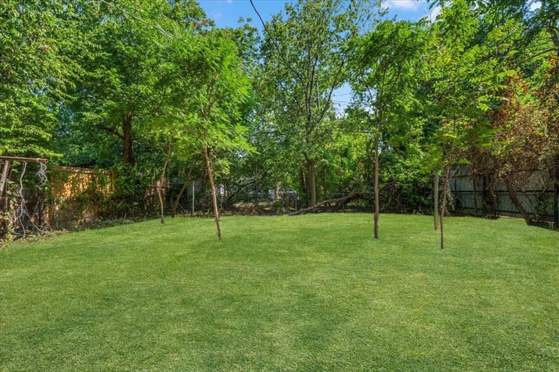 3454 Moberly Street, Fort Worth TX 76119 - Photo 21