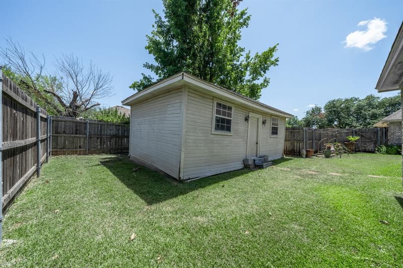 10108 Polo Park Circle, Waco TX 76712 - Photo 27