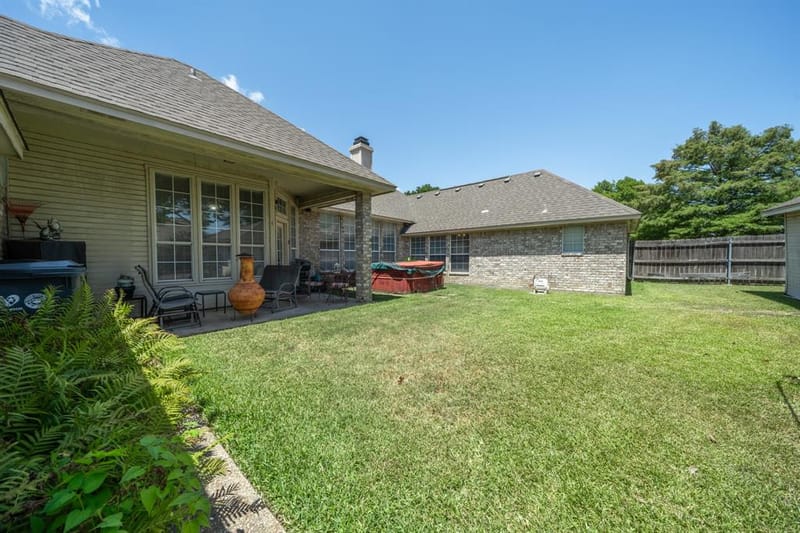 10108 Polo Park Circle, Waco TX 76712 - Photo 26