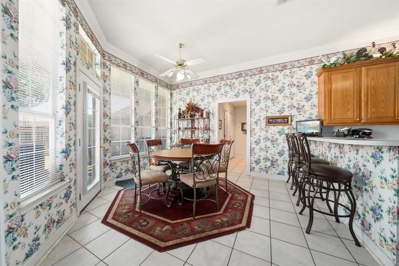 10108 Polo Park Circle, Waco TX 76712 - Photo 9