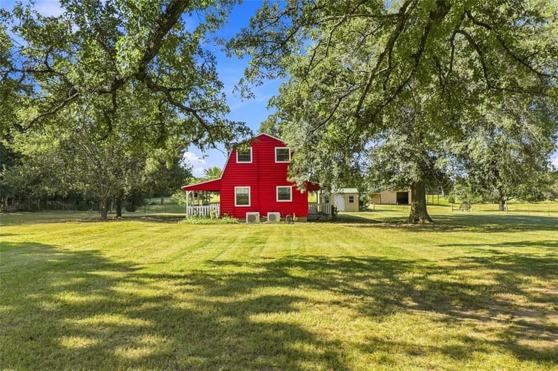 1549 County Road 2130, Telephone TX 75488 - Photo 6