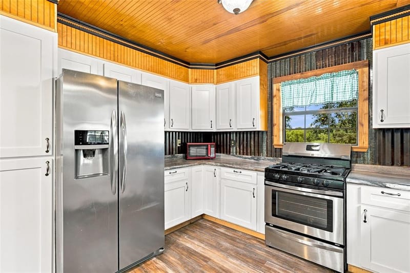 1549 County Road 2130, Telephone TX 75488 - Photo 12