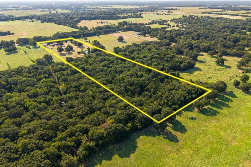 1549 County Road 2130, Telephone TX 75488 - Photo 36