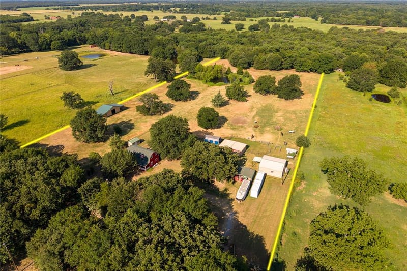 1549 County Road 2130, Telephone TX 75488 - Photo 28