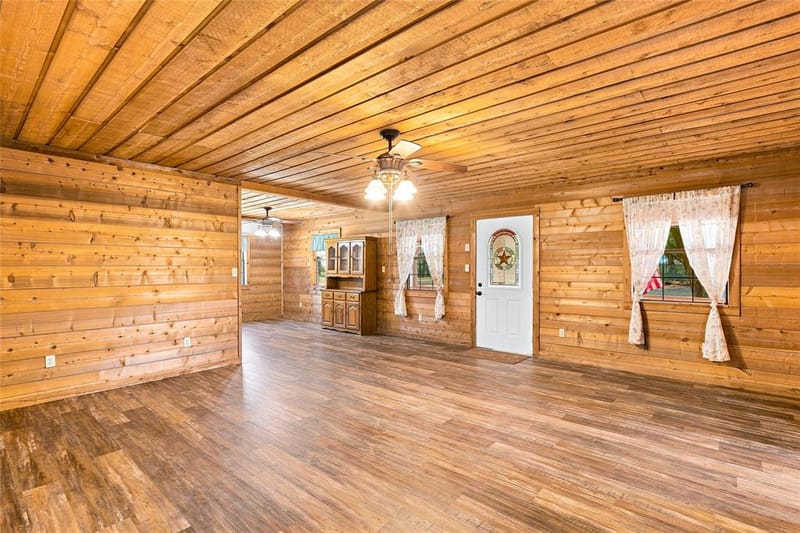 1549 County Road 2130, Telephone TX 75488 - Photo 9