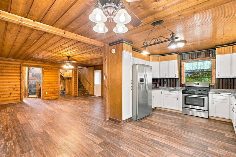 1549 County Road 2130, Telephone TX 75488 - Photo 10