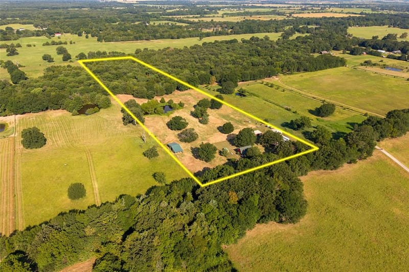 1549 County Road 2130, Telephone TX 75488 - Photo 33