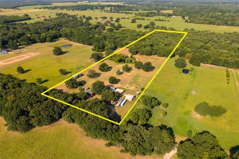 1549 County Road 2130, Telephone TX 75488 - Photo 37