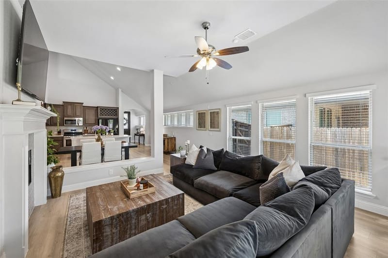 813 Lake Cove Drive, Little Elm TX 75068 - Photo 15