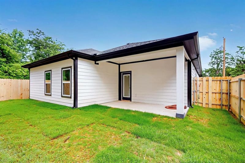 415 Martin Luther King Jr Street, Sulphur Springs TX 75482 - Photo 20