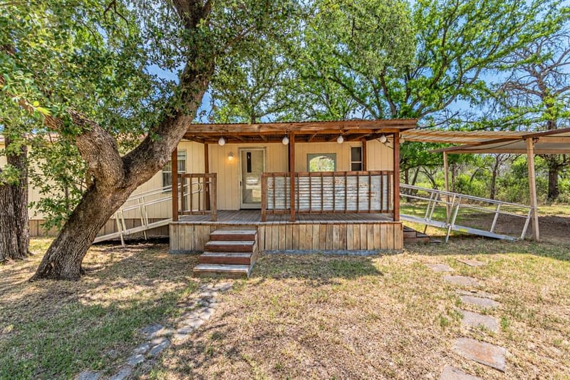 4217 Cottonwood Drive, Granbury TX 76048 - Photo 5