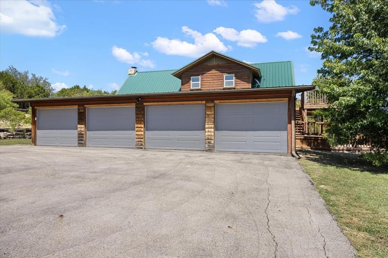 545 Compass Way, Bluff Dale TX 76433 - Photo 4