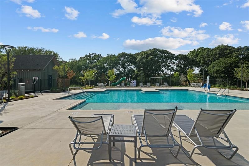 13061 Limestone Street, Providence Village TX 76227 - Photo 9