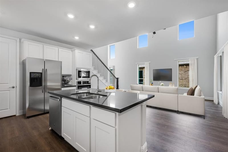 917 Thunderstorm Mews, Celina TX 75009 - Photo 8