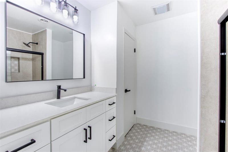 9606 Glenacre, Dallas TX 75243 - Photo 23