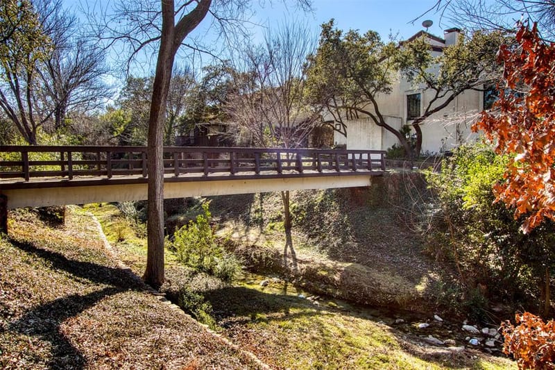 9606 Glenacre, Dallas TX 75243 - Photo 32