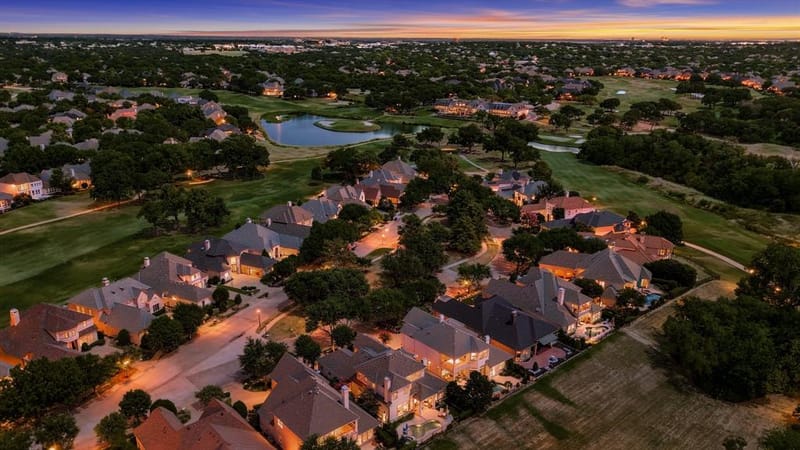 520 Queensbury Turn, Southlake TX 76092 - Photo 2