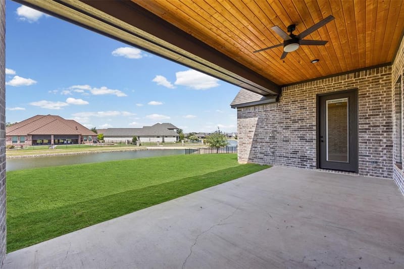 6657 Pinehurst Drive, Granbury TX 76049 - Photo 6