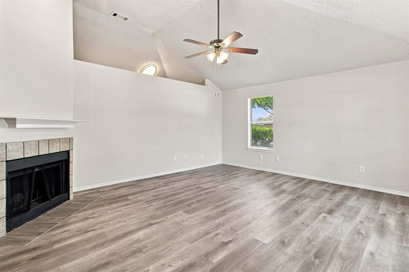 4017 Knights Bridge Drive, Rowlett TX 75088 - Photo 9
