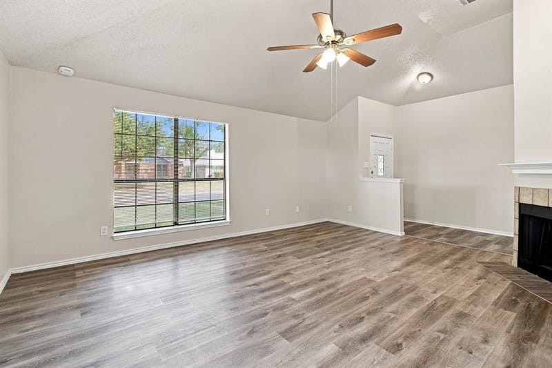 4017 Knights Bridge Drive, Rowlett TX 75088 - Photo 10