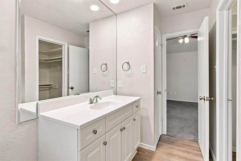 4017 Knights Bridge Drive, Rowlett TX 75088 - Photo 33