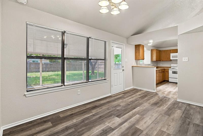 4017 Knights Bridge Drive, Rowlett TX 75088 - Photo 11