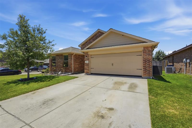 1124 Autumnwood Drive, Azle TX 76020 - Photo 2