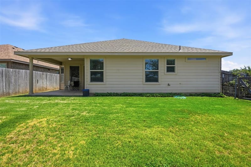 1124 Autumnwood Drive, Azle TX 76020 - Photo 28