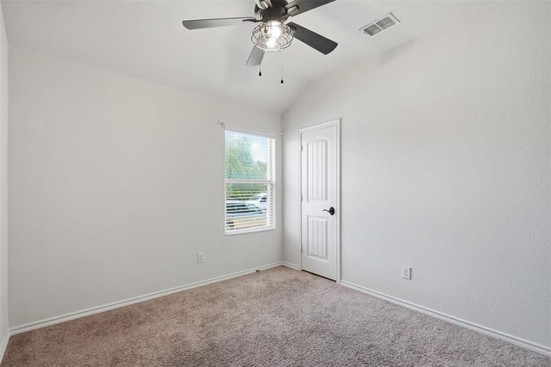 1124 Autumnwood Drive, Azle TX 76020 - Photo 5