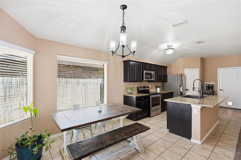 1124 Autumnwood Drive, Azle TX 76020 - Photo 20