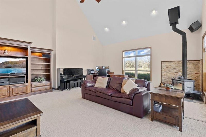 1801 Private Road 3340, Greenville TX 75402 - Photo 6