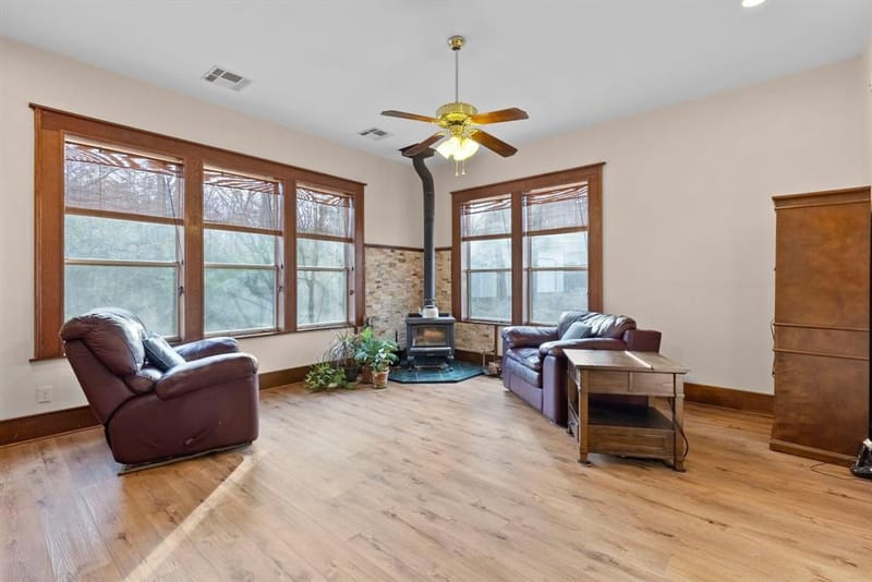 1801 Private Road 3340, Greenville TX 75402 - Photo 20