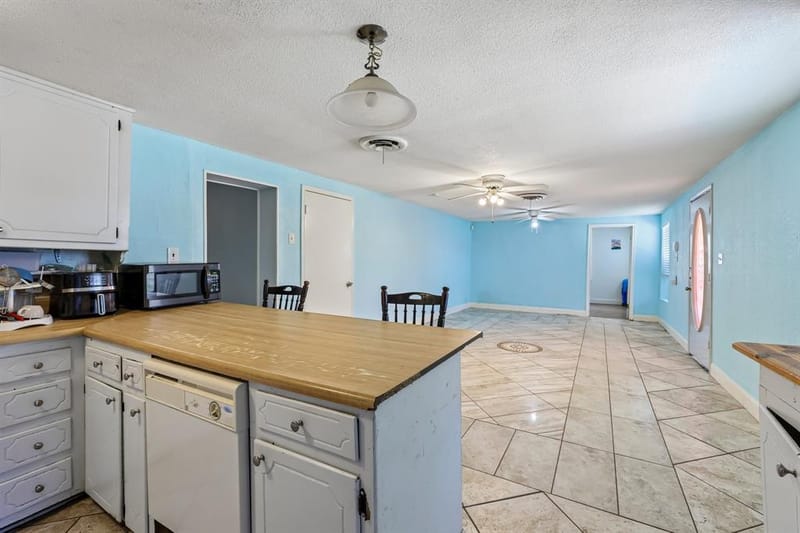 2450 S Burleson Boulevard, Burleson TX 76028 - Photo 7