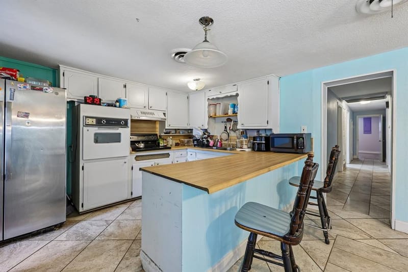 2450 S Burleson Boulevard, Burleson TX 76028 - Photo 5