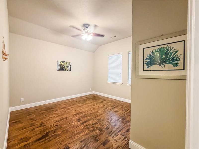 402 N Trinity Street, Decatur TX 76234 - Photo 11