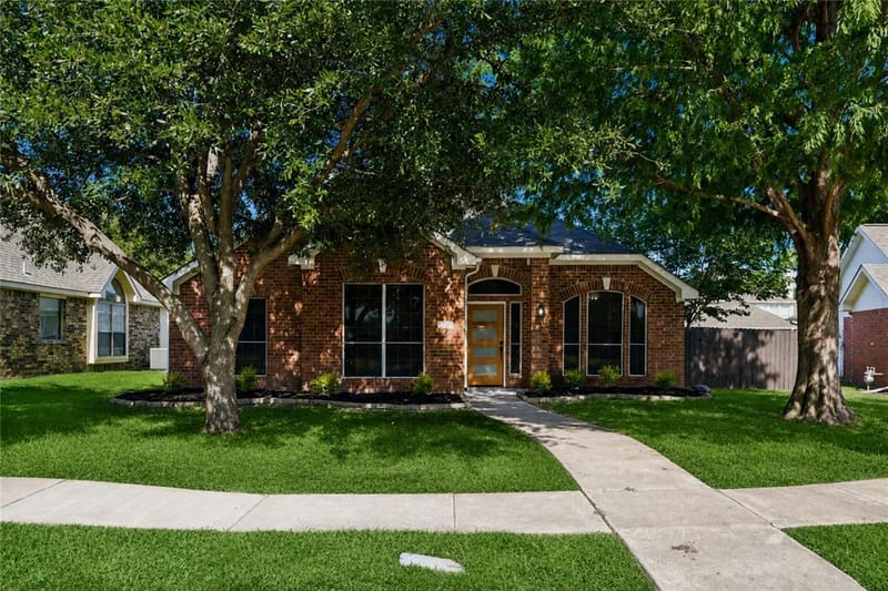 305 Droinwich Circle, Allen TX 75002
