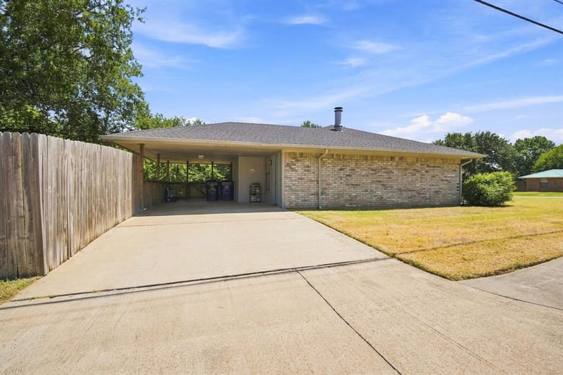 601 E Avenue F, Midlothian TX 76065 - Photo 23