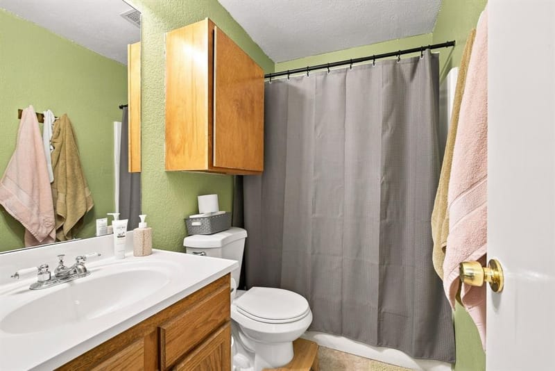 601 E Avenue F, Midlothian TX 76065 - Photo 16