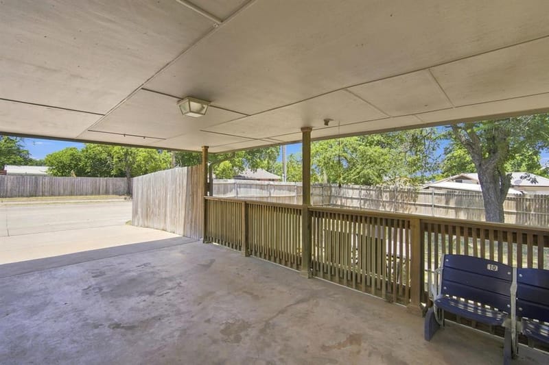 601 E Avenue F, Midlothian TX 76065 - Photo 22